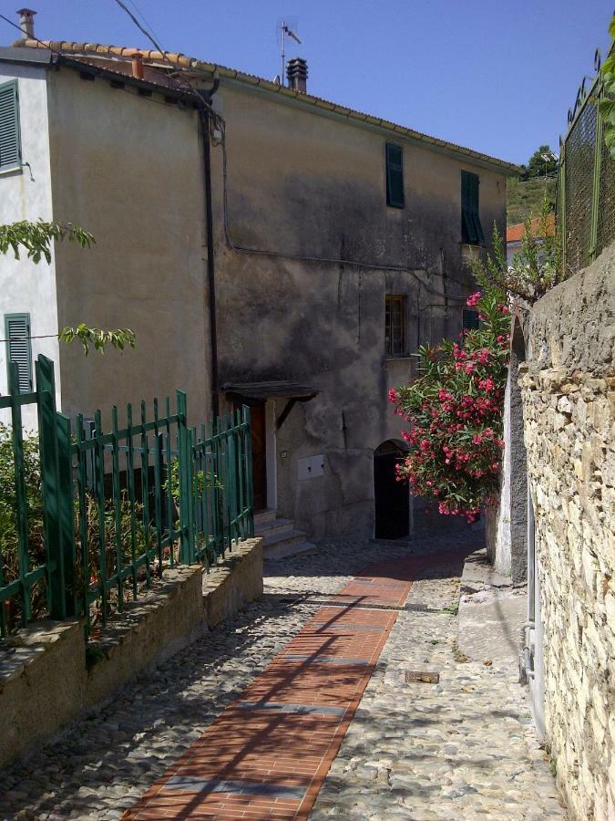Risorgimento Apartment Cipressa Exterior photo