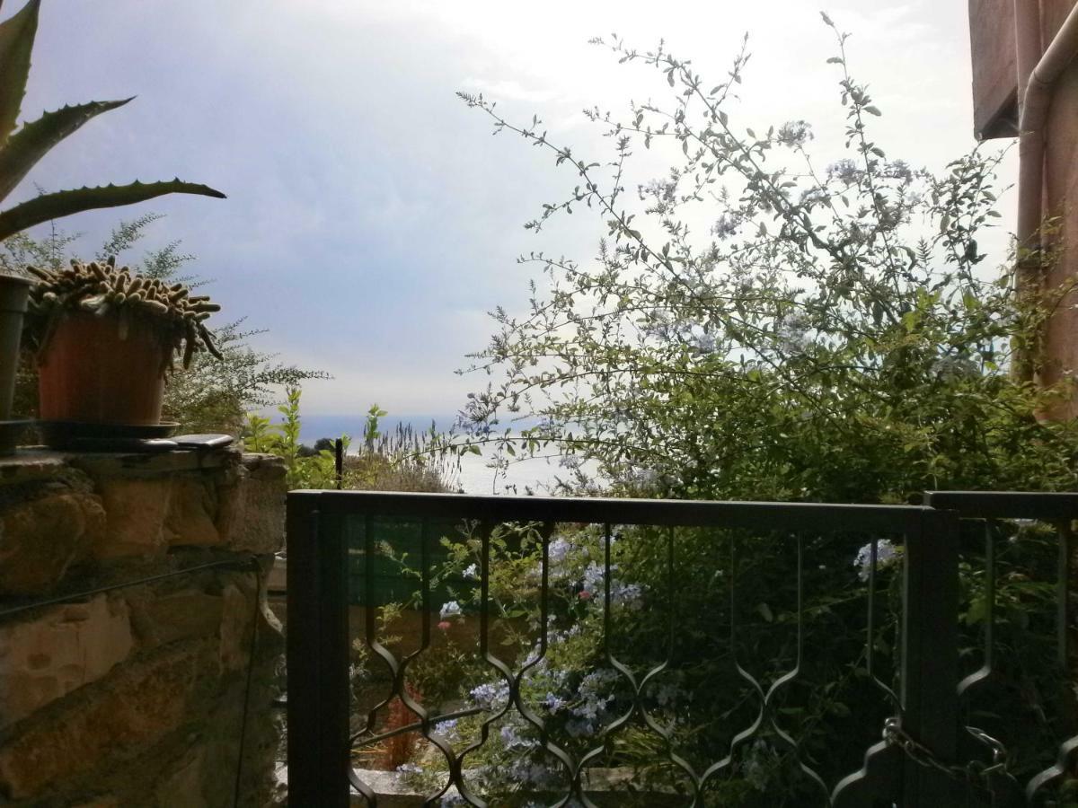 Risorgimento Apartment Cipressa Exterior photo