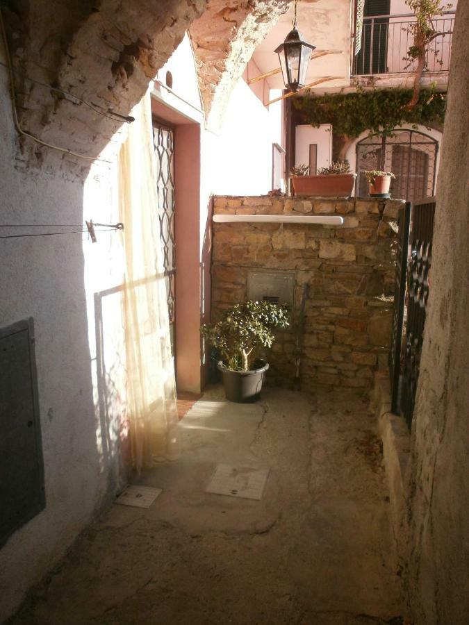 Risorgimento Apartment Cipressa Exterior photo